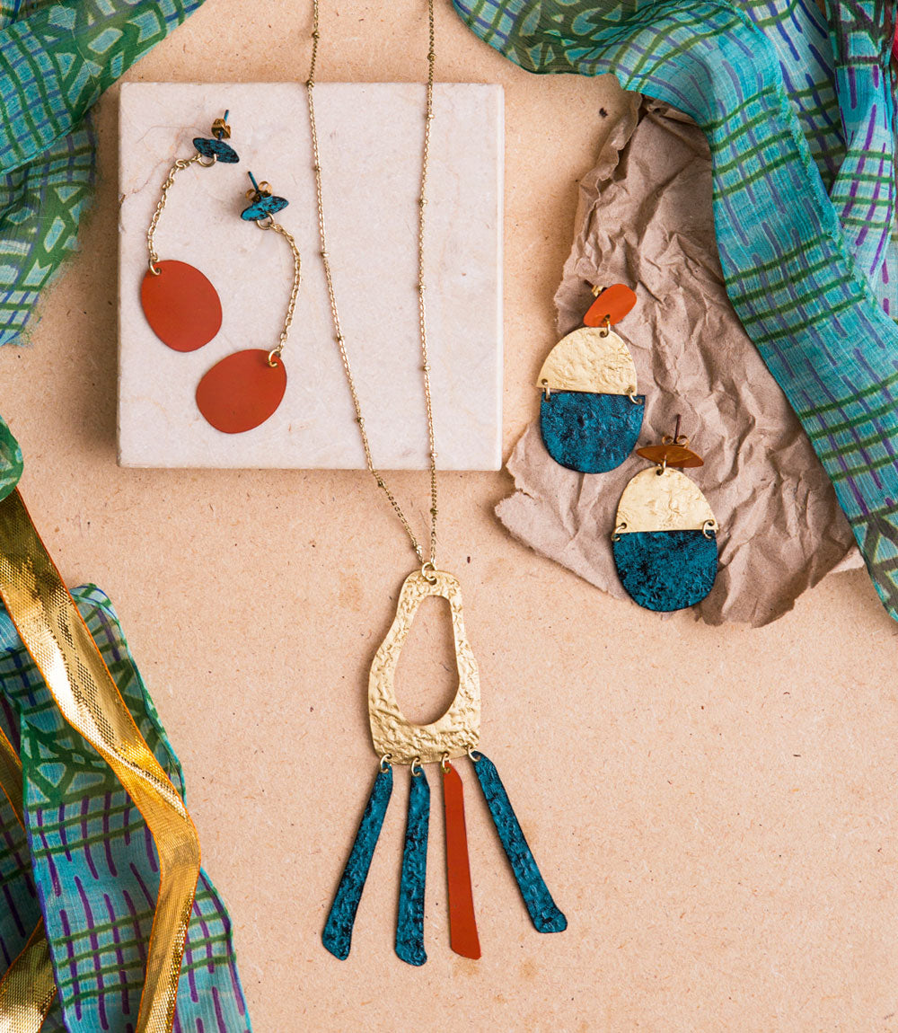 Nihira Teal and Red Fringe Pendant Necklace