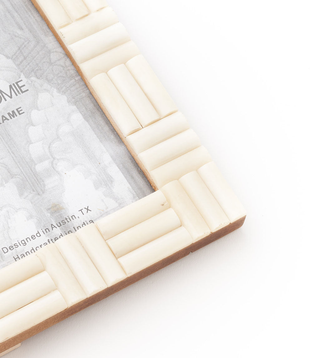 Vaishali 4x6 Cream Picture Frame - Hand Carved Bone