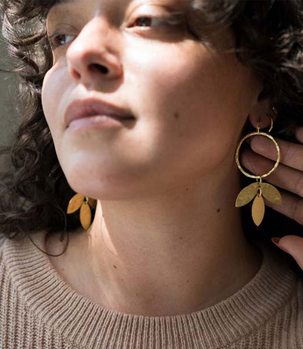Aamani Vine Hoop Earring