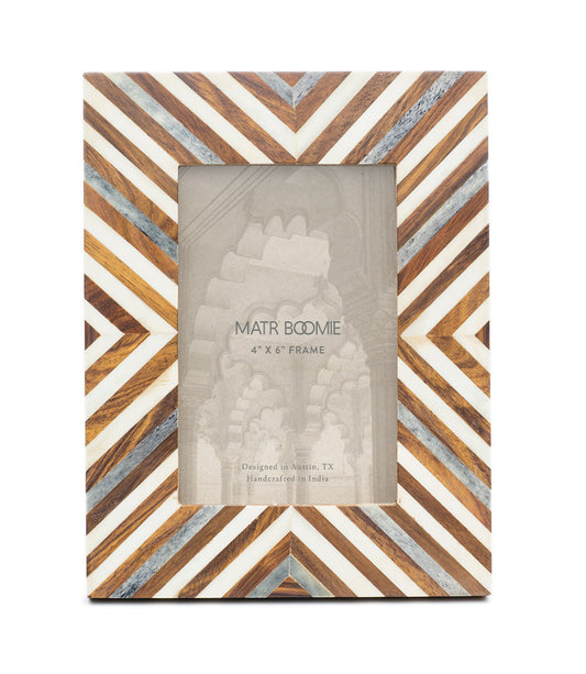 Banka Mundi 4x6 Brown & White Picture Frame - Carved Bone, Wood