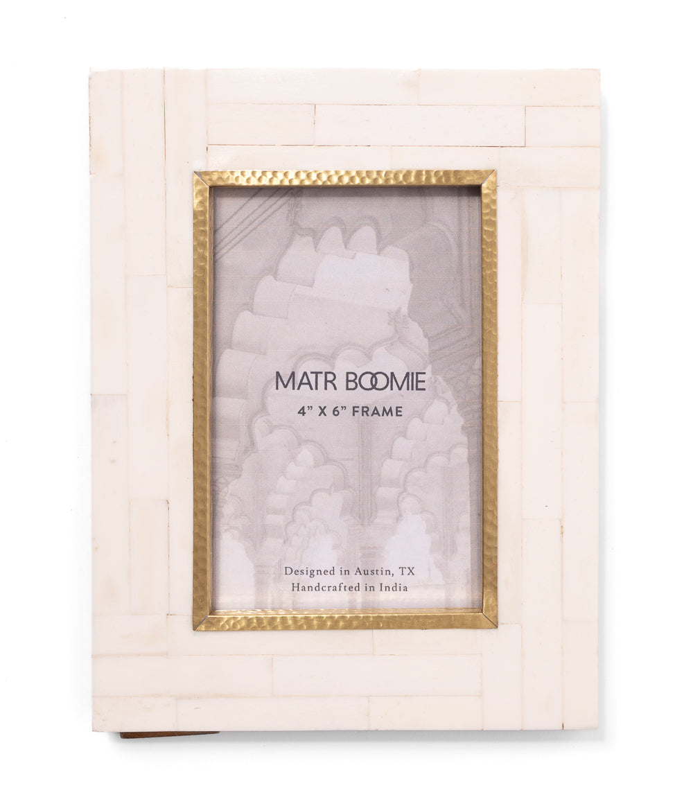 Mukhendu 4x6 Picture Frame - Bone, Brass Inner Edge