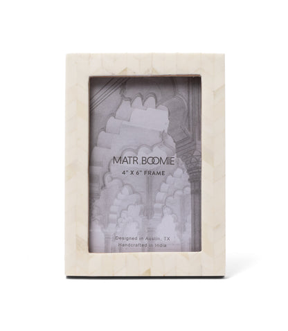 Artemis 4x6 Slim Border Picture Frame - Carved Bone